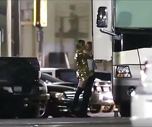 أكواب حمالة صدر جميلة مع الساتان مقاطع جنس عنيف الكامل