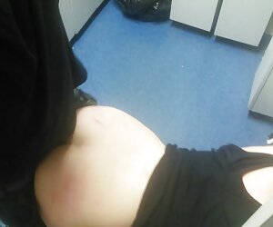 18yo مقاطع جنس محارم مثلية تذوب من قبل